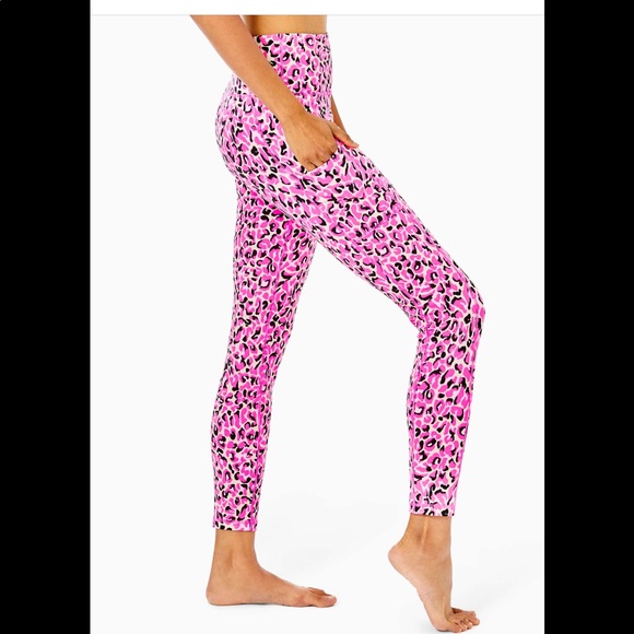 Lilly Pulitzer Pants - NWT Lilly Pulitzer Weekender High Rise Leggings Pink Topaz my favorite spot Med.